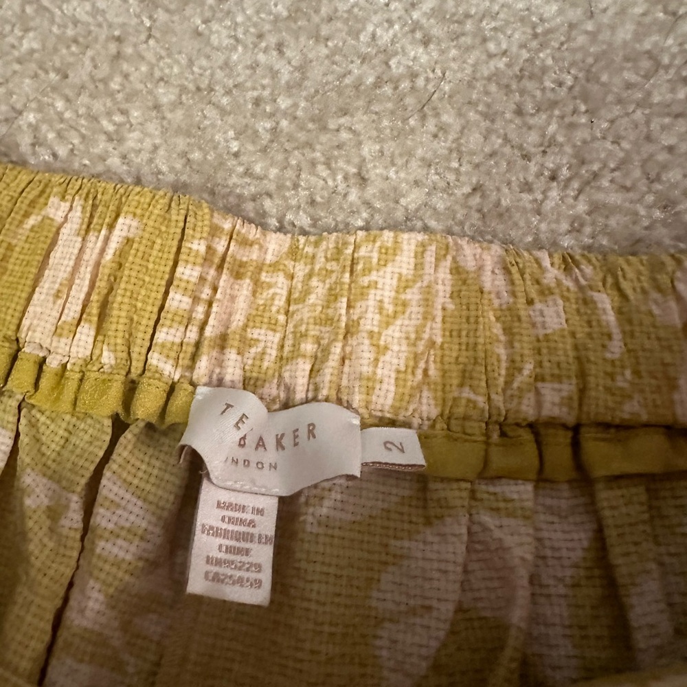 Ted Baker Patterned Floral Pants - image 2